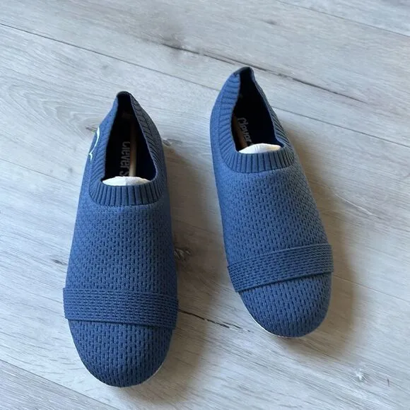 Clever Soles Shoe Blue M 9 New Without Box