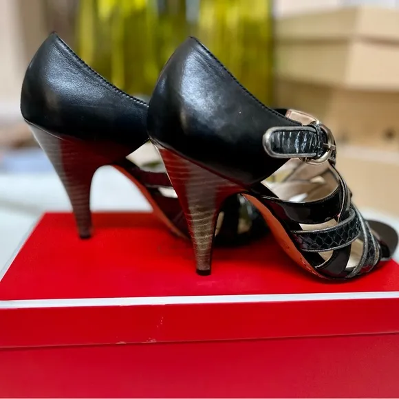 “Coach” 💯% Authentic Evie Strappy High Heels