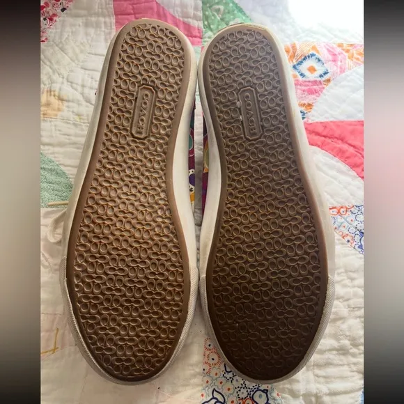 COACH Barrett sneakers. Super pretty and cute!! Size 10 B