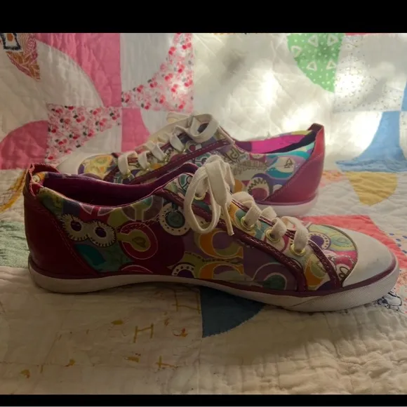 COACH Barrett sneakers. Super pretty and cute!! Size 10 B