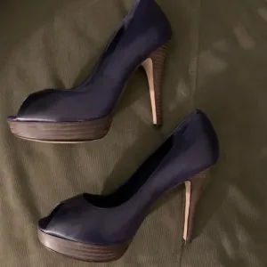 COLE HAAN / Nike Air Purple Leather Quality SHOES 6.5 Stiletto Heel, Platform