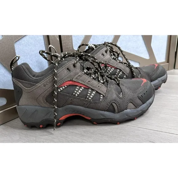 Columbia Tagori hiking shoes Sneakers  Men sz 8.5 brown Leather Trail Grip