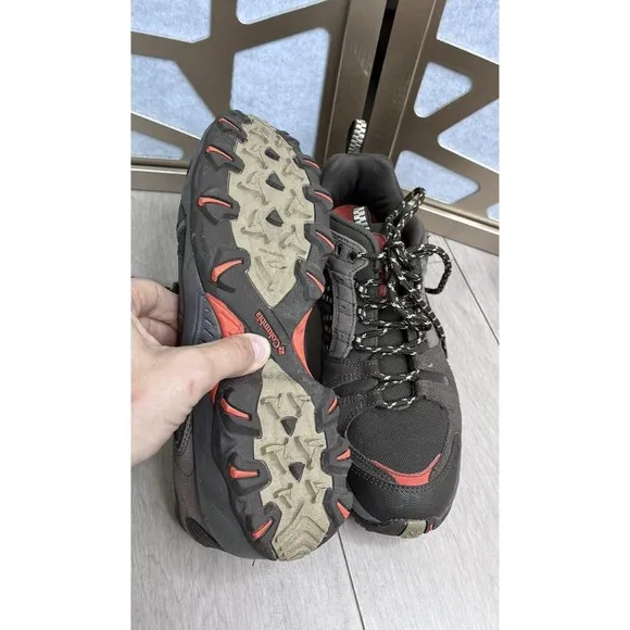 Columbia Tagori hiking shoes Sneakers  Men sz 8.5 brown Leather Trail Grip
