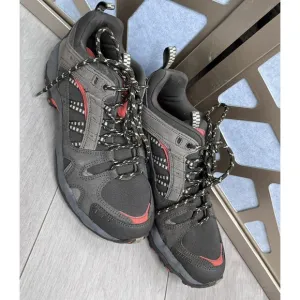 Columbia Tagori hiking shoes Sneakers  Men sz 8.5 brown Leather Trail Grip