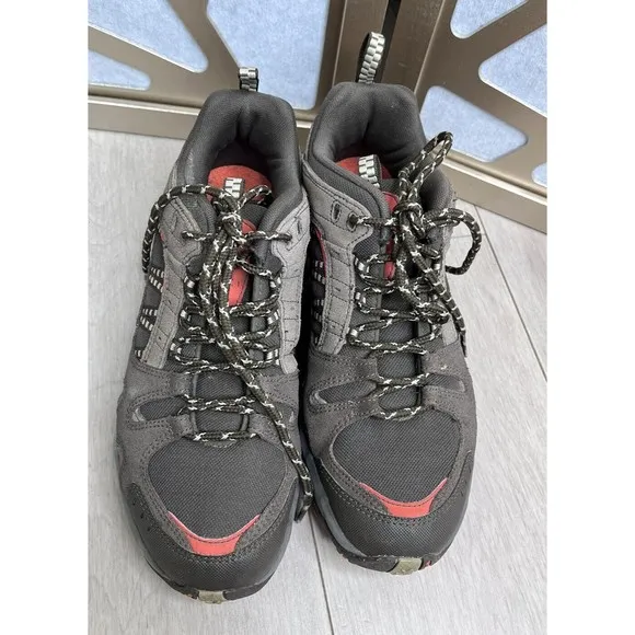 Columbia Tagori hiking shoes Sneakers  Men sz 8.5 brown Leather Trail Grip