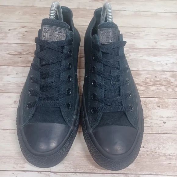Converse All Stars Low Top Solid All Black Sneakers Canvas Shoes Boys Size 7