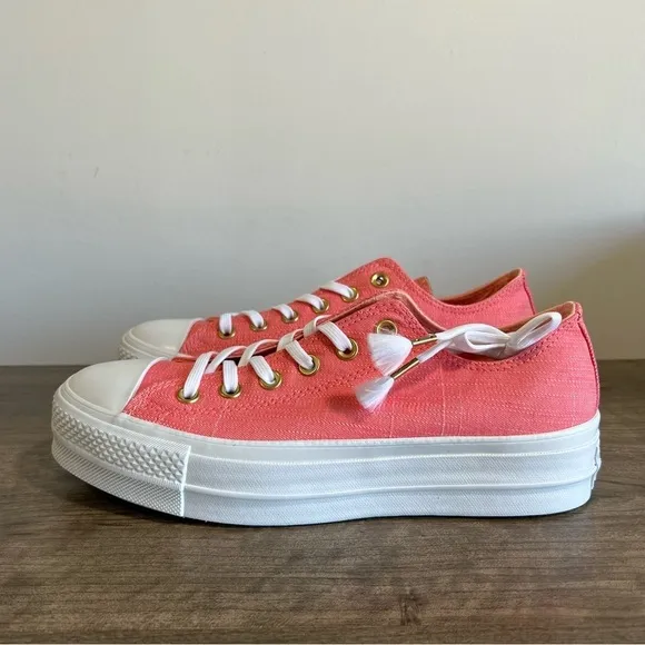 Converse Chuck Taylor All Star Lift OX Women's Size 9 Shoe #B1564 NEW