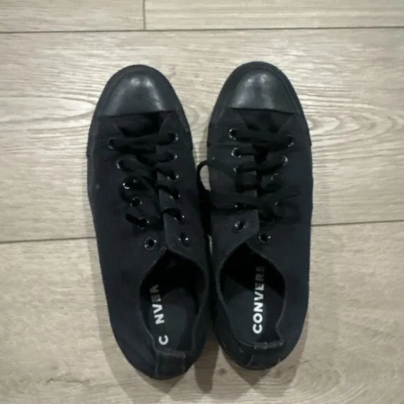 Converse Chuck Taylor All Star Low Top Sneakers Black Men’s Sz 8 Shoes Sz 10 W