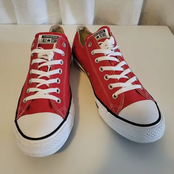 Converse Chuck Taylor All Star Low Top, Unisex Sneakers, Shoes Size 12, Red