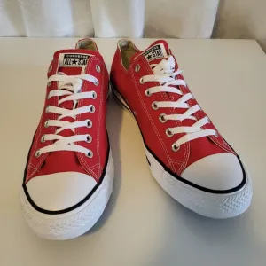 Converse Chuck Taylor All Star Low Top, Unisex Sneakers, Shoes Size 12, Red