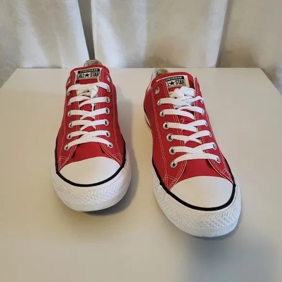 Converse Chuck Taylor All Star Low Top, Unisex Sneakers, Shoes Size 12, Red
