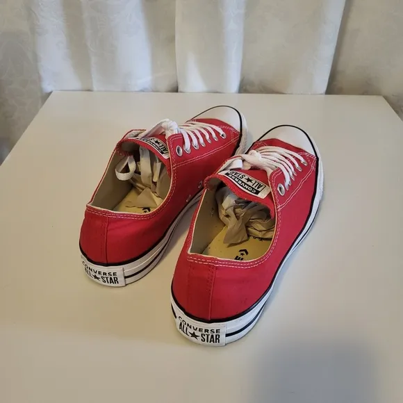 Converse Chuck Taylor All Star Low Top, Unisex Sneakers, Shoes Size 12, Red