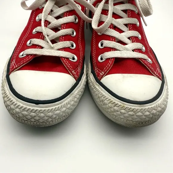 Converse Chuck Taylor All Star Shoes Low Top Red Women's 8 Men's 6 M9696