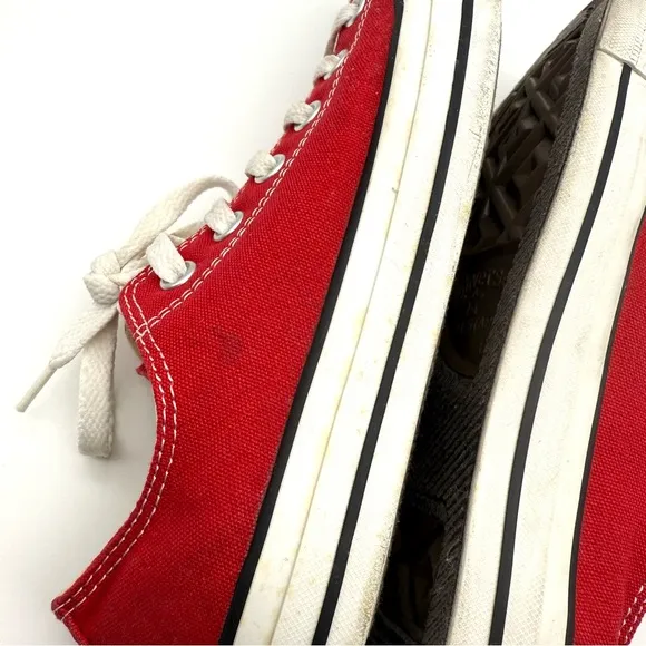 Converse Chuck Taylor All Star Shoes Low Top Red Women's 8 Men's 6 M9696