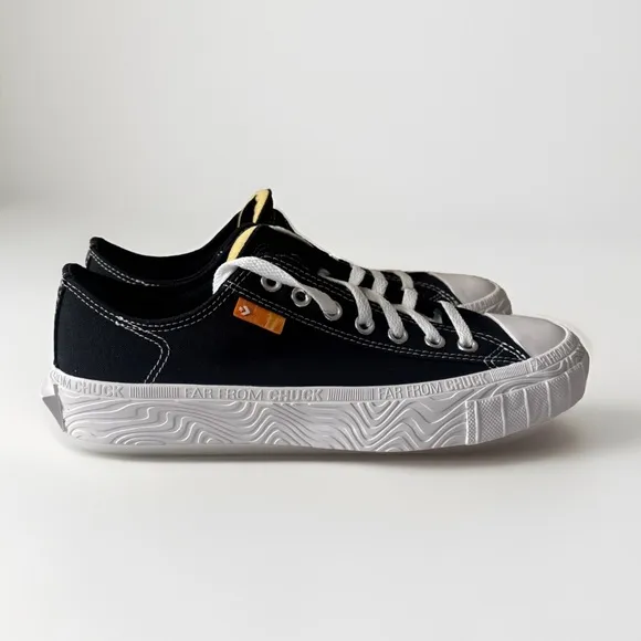 Converse Chuck Taylor Alt Star Low Black White size 8