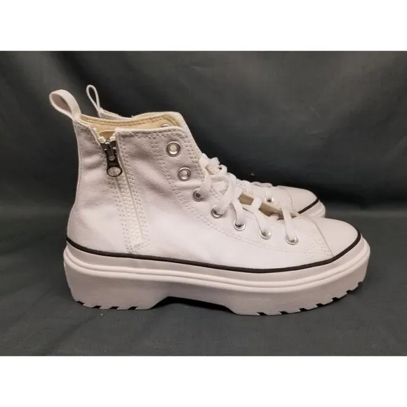 Converse Girls CT All Star Lugged Lift Hi Sneakers White Size 5 NEW IN BOX!