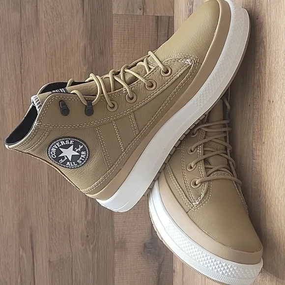 Converse Tan High-Top Sneakers Size Womens 8.0.