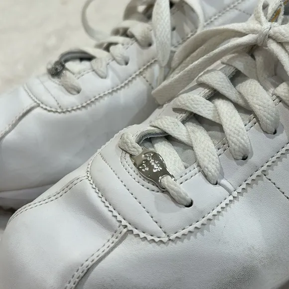 Cortez ‘72 White w/Black Swoosh Nike Shoes