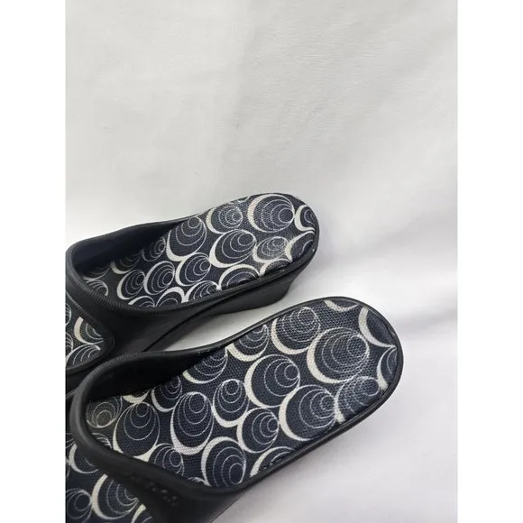 Crocs Frances Mary Jane Wedge Mule Slip On Shoes Black Comfort Women’s Size 7