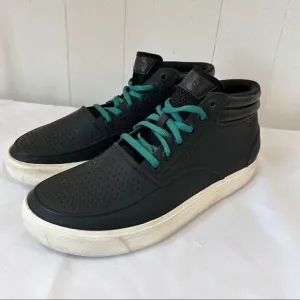 Crocs Sneakers Mens 9 Citilane Roka Chukka Boots High Top Black White Shoes