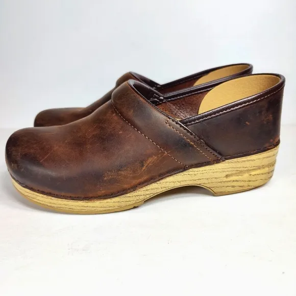 Dansko Burnished Leather Professional Brown Clog Women's Shoe Size 11.5-12 EU 42
