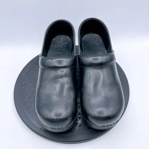 Dansko clogs black Womens size 41 or US 10.5 - 11