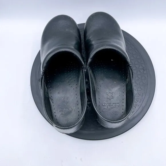 Dansko clogs black Womens size 41 or US 10.5 - 11