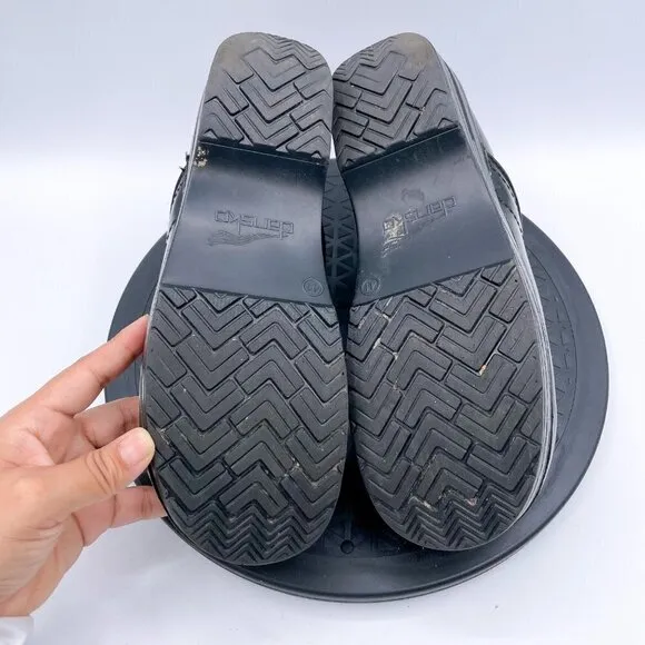 Dansko clogs black Womens size 41 or US 10.5 - 11
