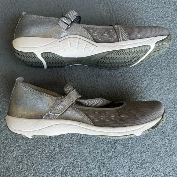 Dansko Mary Jane Shoes Heaven Metallic Taupe Sz 8.5-9 (EU 39)