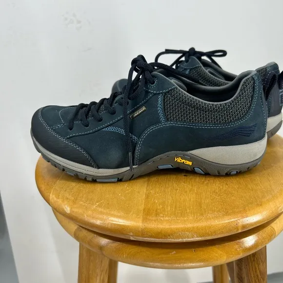 Dansko Paisley Waterproof Outdoor Sneakers 40/9.5-10