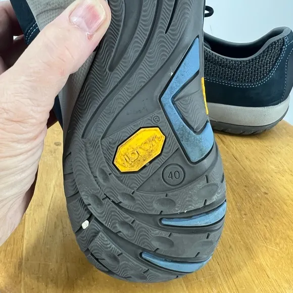 Dansko Paisley Waterproof Outdoor Sneakers 40/9.5-10