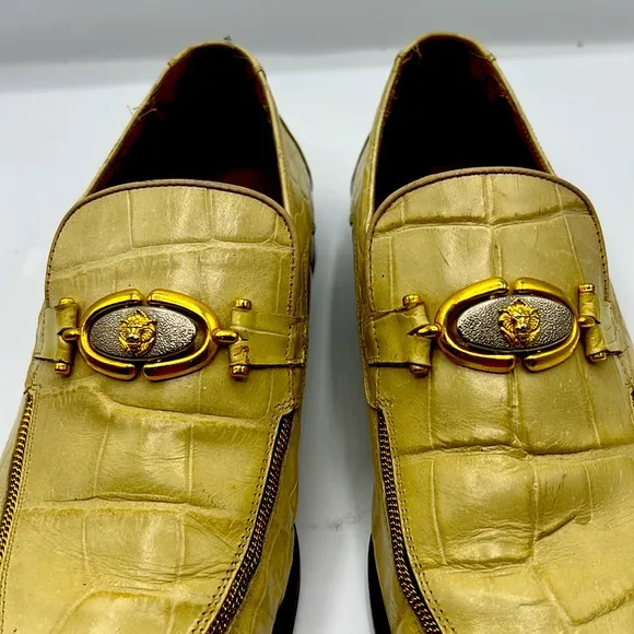 Delarentis men leather shoes size 8.5” in excellent condition.Made in Spain
