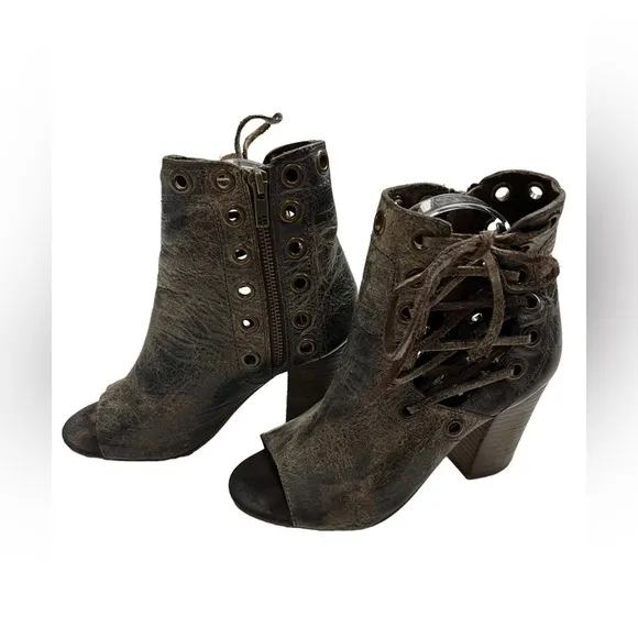 Diba True Vintage Leather Lace Up Bootie Heel 7.5