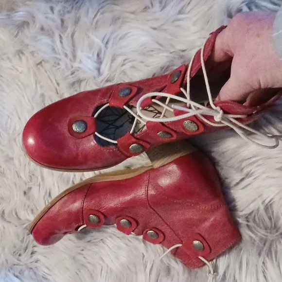 Dkode shoes. BEAUTIFUL