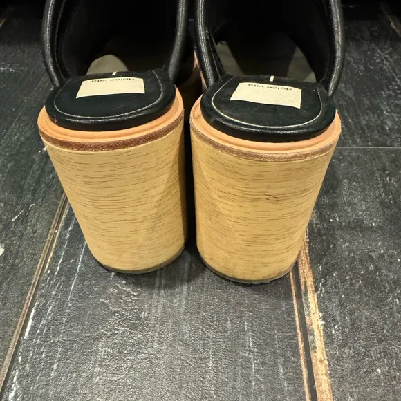DOLCE VIDA black clogs! Like NEW- worn just a few times🤩EXCELLENT CONDITION 🤩