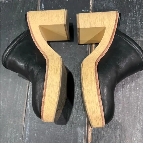 DOLCE VIDA black clogs! Like NEW- worn just a few times🤩EXCELLENT CONDITION 🤩