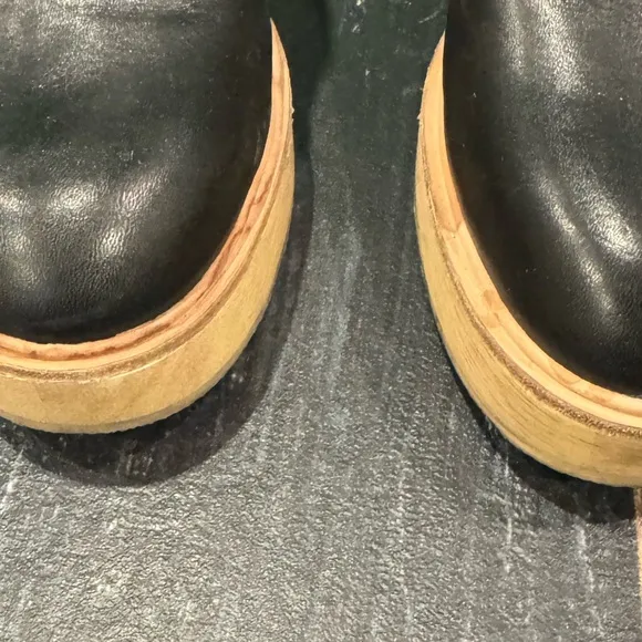 DOLCE VIDA black clogs! Like NEW- worn just a few times🤩EXCELLENT CONDITION 🤩