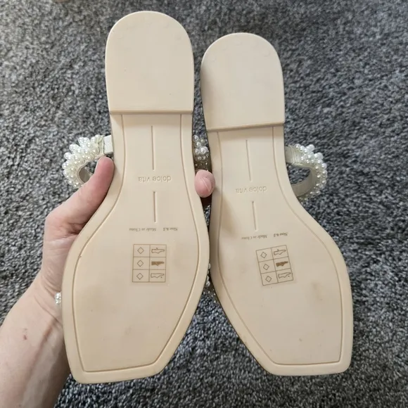 Dolce Vita Ivee Sandals NEW size 6.5 pearl detailing