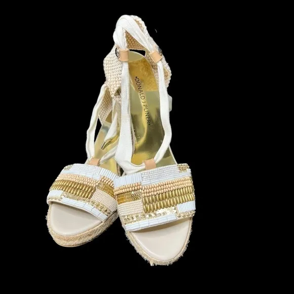 DONALD J PLINER Beaded Wedge Lace Up Ankle Sandal Shoe Cream Tan Size 7.5