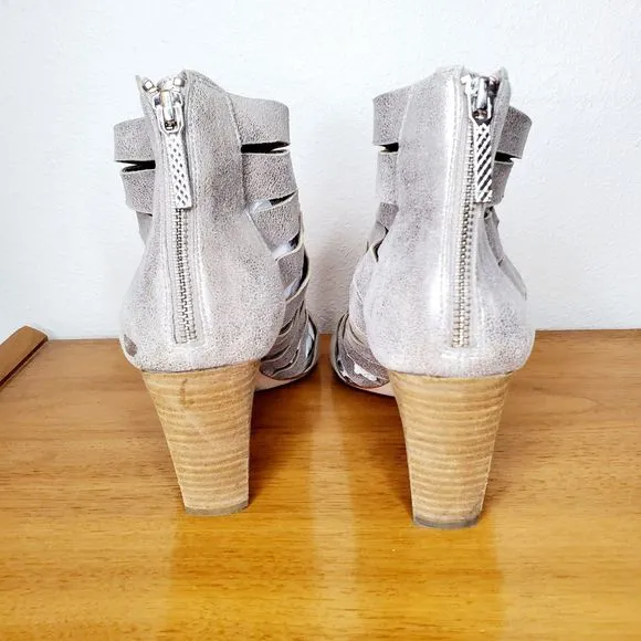 Donald J Pliner Silver Shimmer Leather Open Toe Greece Chunky Heels SZ 11