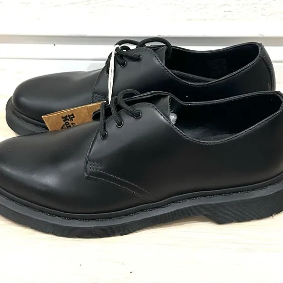 Dr Doc Martens Leather Black Oxford Smooth Leather Professional Shoes Men Size 9