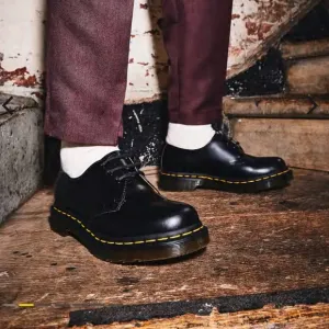 Dr Martens 11837 smooth leather Oxford shoes
