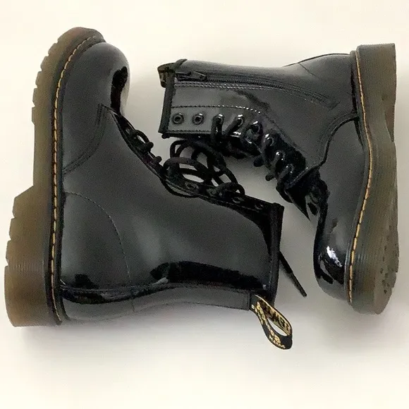 Dr. Martens Black LaceUp Patent Leather Boots Combat Unisex Excellent Condition