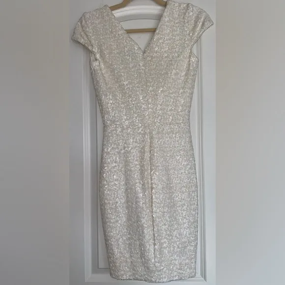Dress the Population Zoe Sequin Mini Dress EUC Ivory Cream White Bachelorette