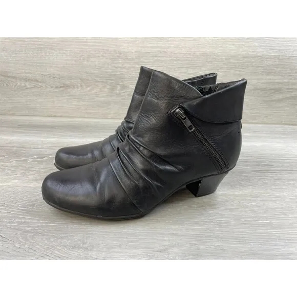 Earth Pegasus Women's Black Leather Side Zip Round Toe Biker Ankle Bootie Sz 10