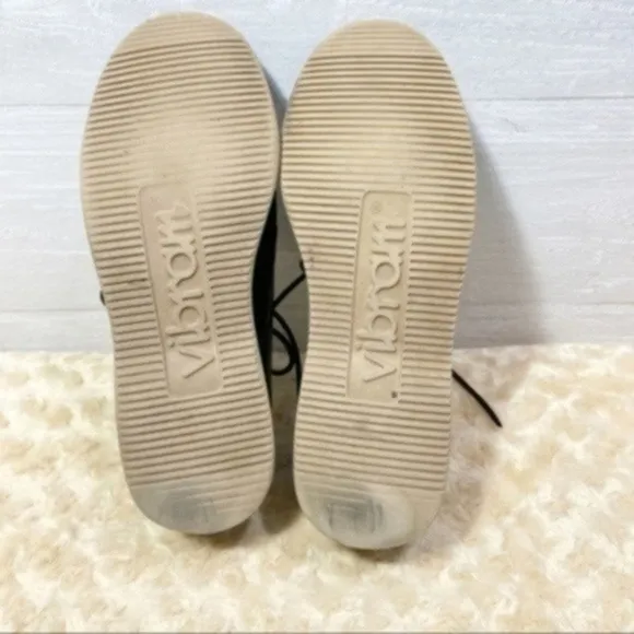 Eastland men’s leather upper shoes Size 9.5M
