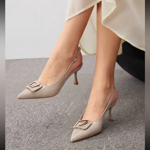 Elegant apricot Slingback Heels size 8