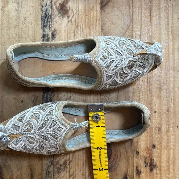 Elegant Tan &amp; Cream Embroidered Children’s Shoes