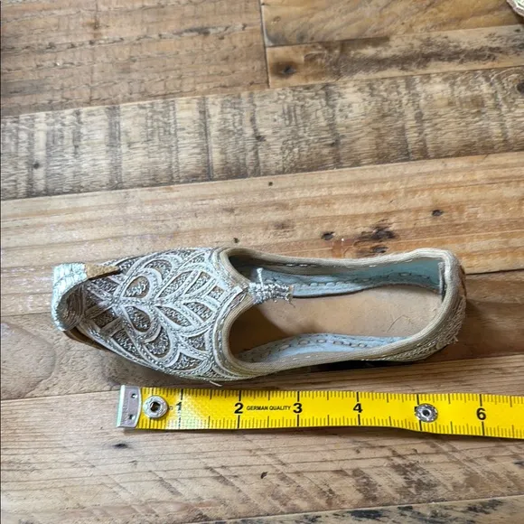 Elegant Tan &amp; Cream Embroidered Children’s Shoes