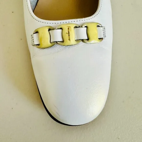 EUC SALVATORE FERRAGAMO BOUTIQUE PEARL WHITE LEATHER BRIDAL SANDALS ITALY